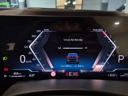 2026-BMW-X5-xDrive30d_3