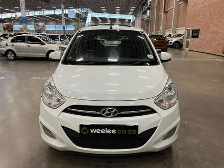 2015-Hyundai-i10-125-Glide_0