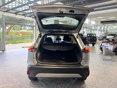 2026-Toyota-Corolla-Cross-18-XI_7