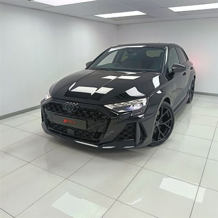 2026-Audi-RS3-Sportback-Quattro-Stronic_0
