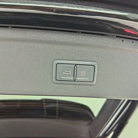 2026-Audi-RS3-Sportback-Quattro-Stronic_9