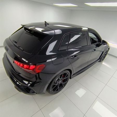 2026-Audi-RS3-Sportback-Quattro-Stronic_11