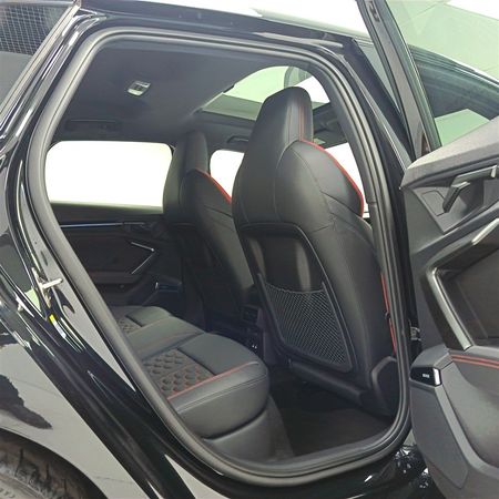 2026-Audi-RS3-Sportback-Quattro-Stronic_17