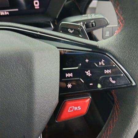 2026-Audi-RS3-Sportback-Quattro-Stronic_33
