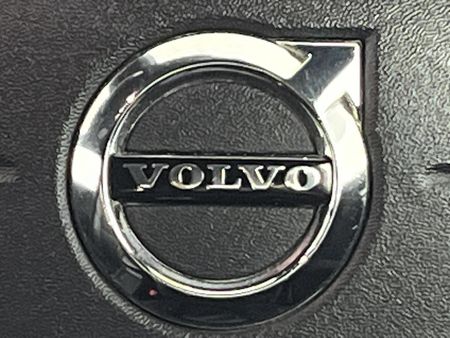 2019-Volvo-V40-CC-D4-Momentum-Auto_11