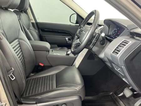 2021-Land-Rover-Discovery-30-TD-S-D300_9