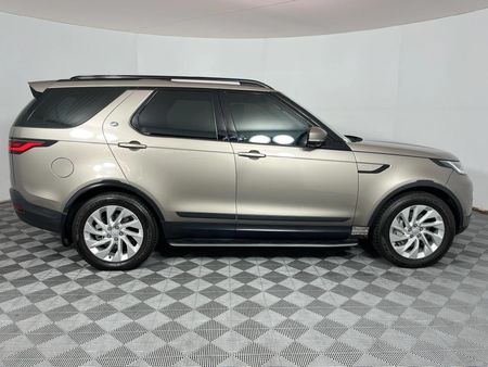 2021-Land-Rover-Discovery-30-TD-S-D300_17