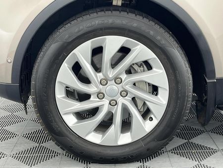 2021-Land-Rover-Discovery-30-TD-S-D300_4