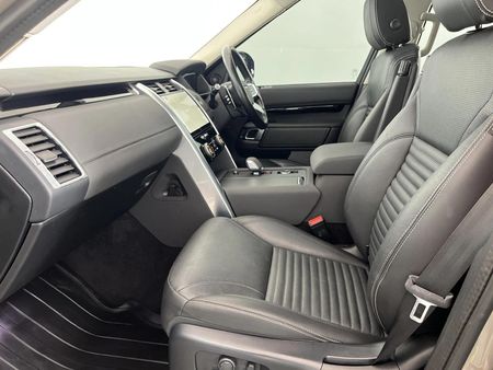 2021-Land-Rover-Discovery-30-TD-S-D300_8