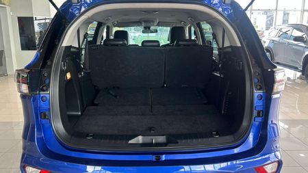 2024-Isuzu-Mu-x-30D-LS-4x4-Auto_13