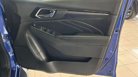 2024-Isuzu-Mu-x-30D-LS-4x4-Auto_17
