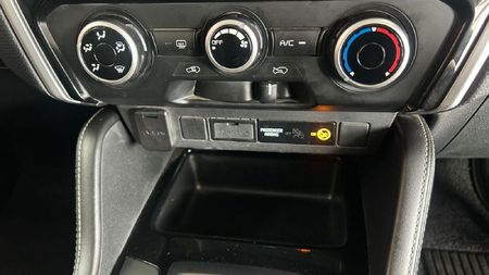 2024-Isuzu-Mu-x-30D-LS-4x4-Auto_26