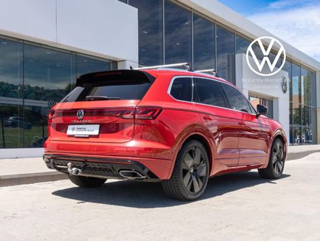 2025-Volkswagen-Touareg-V6-TDI-R-Line_9