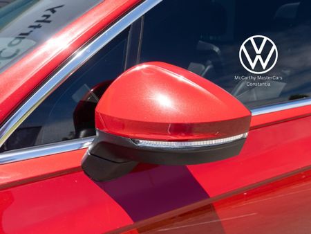 2025-Volkswagen-Touareg-V6-TDI-R-Line_17