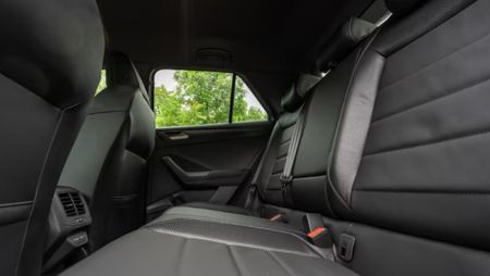 2026-Volkswagen-T-Roc-20-TSI-4M-R-Line-Auto_18