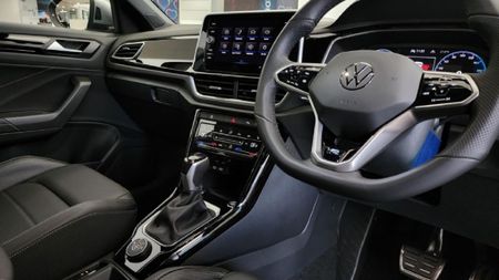 2026-Volkswagen-T-Roc-20-TSI-4M-R-Line-Auto_19
