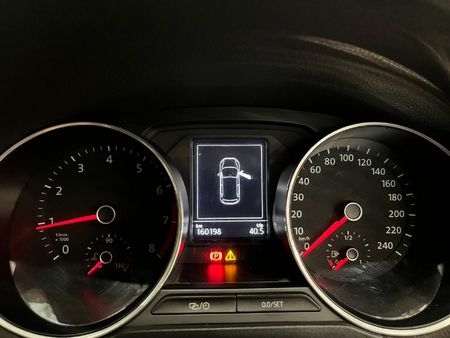 2016-Volkswagen-Polo-12-TSI-Highline-81kW_10