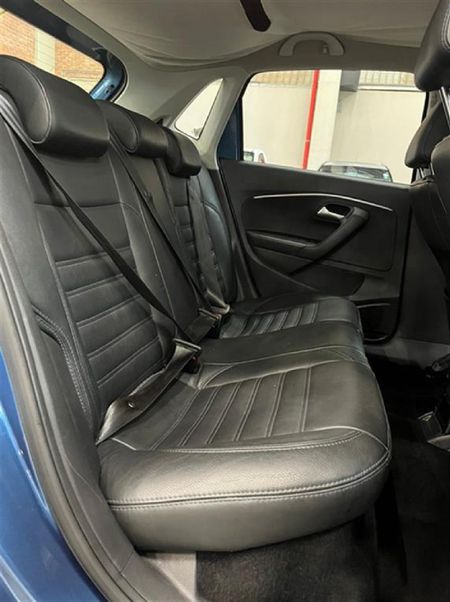 2016-Volkswagen-Polo-12-TSI-Highline-81kW_11