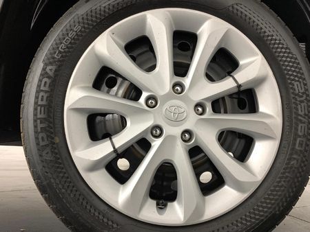 2023-Toyota-Urban-Cruiser-15-XS_16