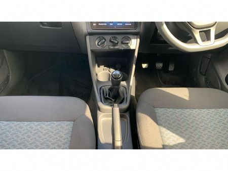 2026-Volkswagen-Polo-Vivo-14-Life_10