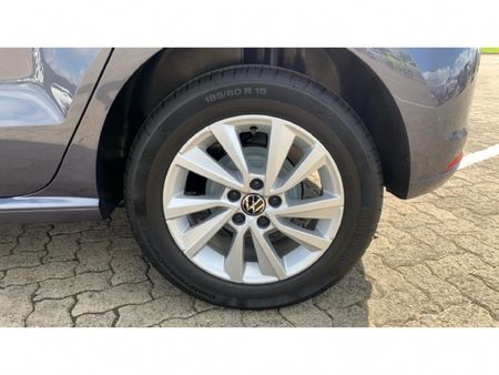 2026-Volkswagen-Polo-Vivo-14-Life_5