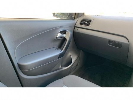 2026-Volkswagen-Polo-Vivo-14-Life_6