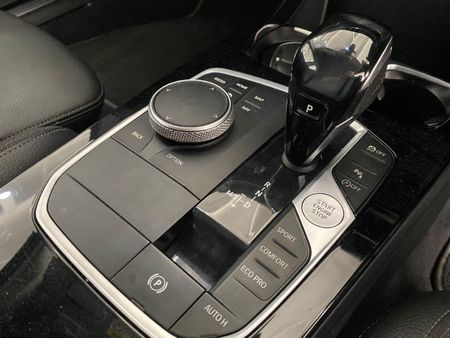 2020-BMW-1-Series-118i-Sport-Line_25