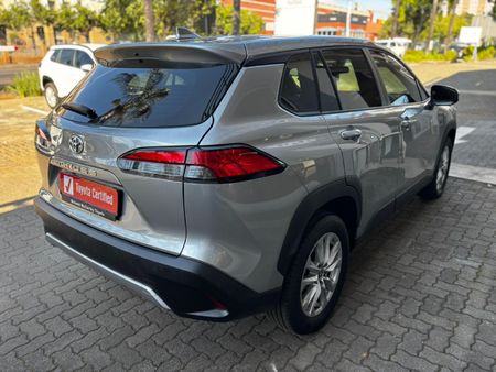 2025-Toyota-Corolla-Cross-18-XI_6