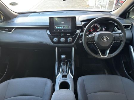 2025-Toyota-Corolla-Cross-18-XI_7