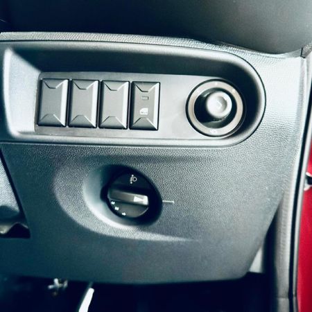 2026-Citroen-C3-12T-Max-Auto_15