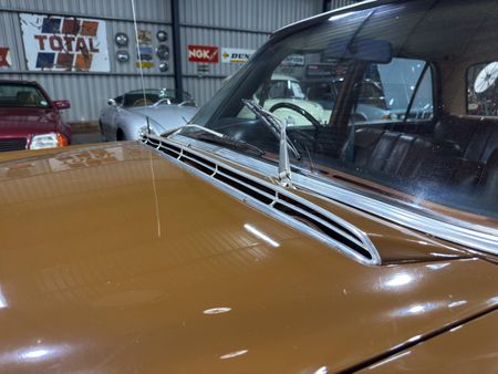 1969-Mercedes-Benz-S-Class-280-SE_11