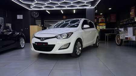 2012-Hyundai-i20-14-Glide_22