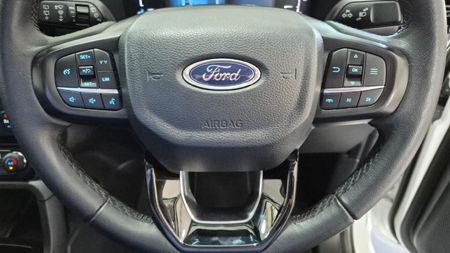 2025-Ford-Everest-20D-Bi-Turbo-XLT-Auto_3