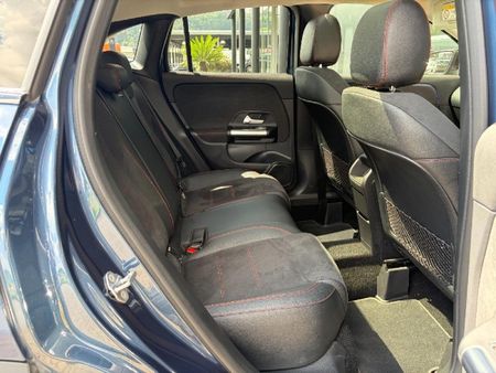 2023-Mercedes-Benz-GLA-200-Progressive-Auto_6