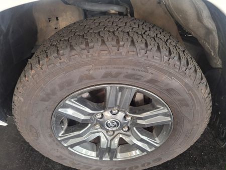 2023-Toyota-Hilux-24-GD-6-Raised-Body-Raider-Double-Cab_15