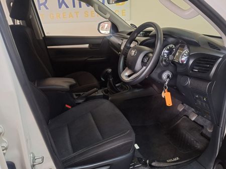 2023-Toyota-Hilux-24-GD-6-Raised-Body-Raider-Double-Cab_8