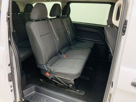 2021-Mercedes-Benz-Vito-116-22-CDI-Tourer-Pro-Auto_7