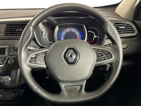 2017-Renault-Kadjar-12T-Blaze_12