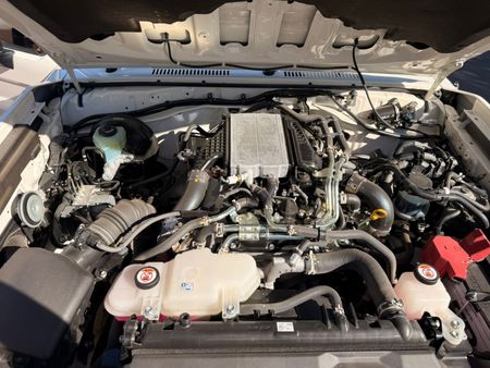 2025-Toyota-Land-Cruiser-79-28GD-6-Single-Cab_11