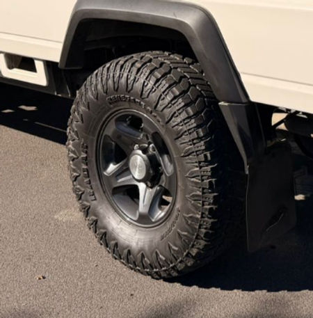 2025-Toyota-Land-Cruiser-79-28GD-6-Single-Cab_12