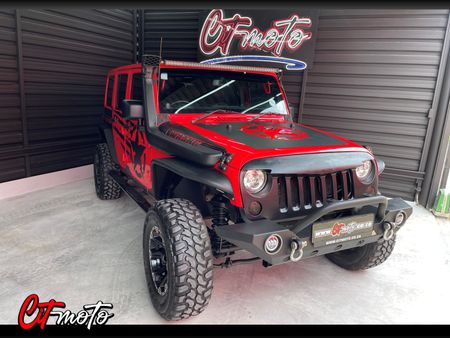 2014-Jeep-Wrangler-Unlimited-Sahara-36-V6-Auto_3