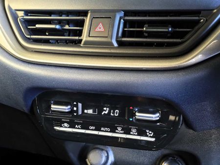 2025-Toyota-Starlet-15-XS-Auto_14