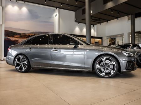 2024-Audi-A4-Black-Edition-Auto-40-TFSI_2