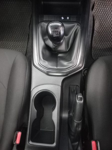 2022-Isuzu-D-Max-19-DDI-HR-L-4x4-Single-Cab_14