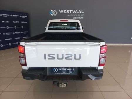 2022-Isuzu-D-Max-19-DDI-HR-L-4x4-Single-Cab_6