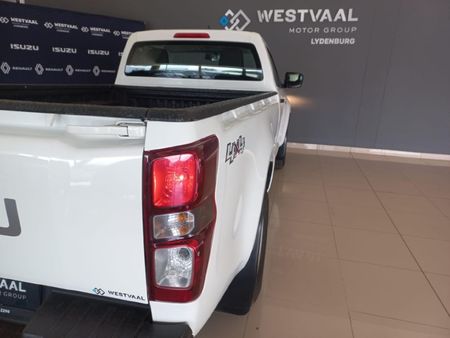 2022-Isuzu-D-Max-19-DDI-HR-L-4x4-Single-Cab_7