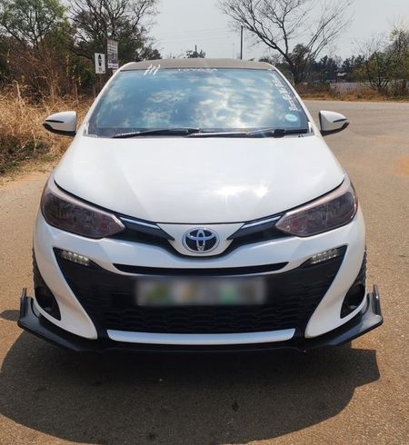 2018-Toyota-Yaris-10-Pulse-5-dr_2