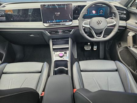 2026-Volkswagen-Tiguan-20TDI-R-Line-4Motion_12