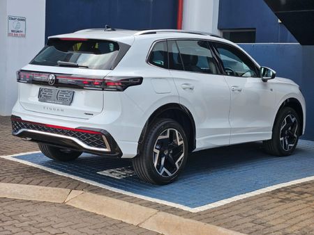 2026-Volkswagen-Tiguan-20TDI-R-Line-4Motion_6