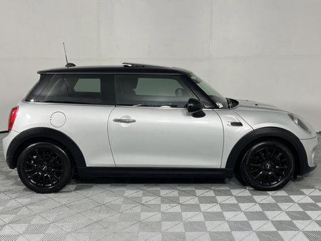 2019-MINI-Hatch-Cooper-Auto_15